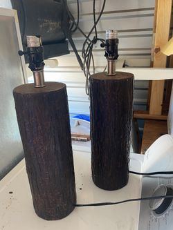 2 Imitation Wood Lamps