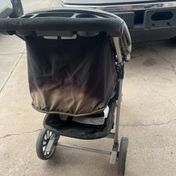 Stroller 