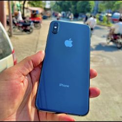 iPhone XS Max Unlocked With Warranty 