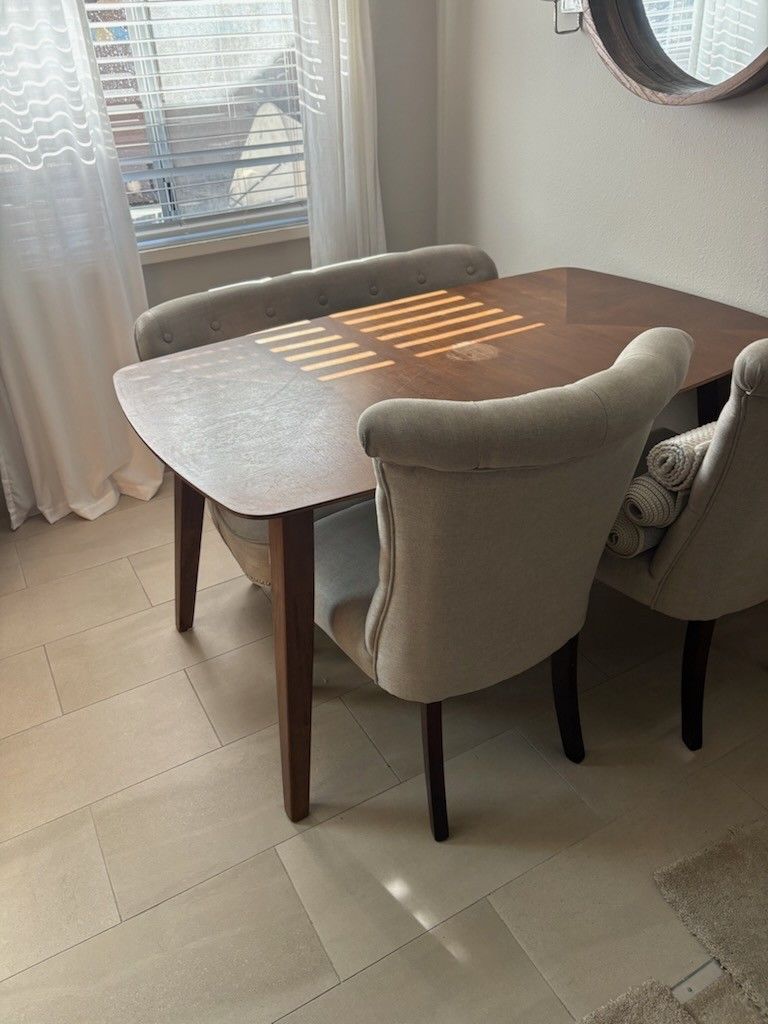 Breakfast Nook Dining Table