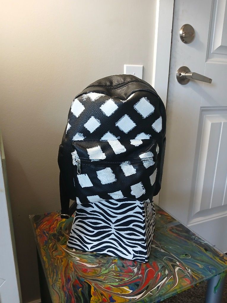 Black Geometric Mini Backpack