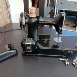 Vintage Featherweight The Singer Manufacturing Co. Sewing Machine $500 OBO