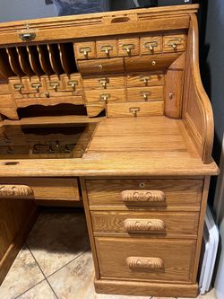 Winners Only Oak Roll Top Desk
