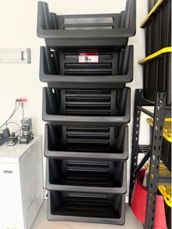 Husky storage bins x6