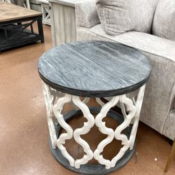 New End Table 🔥🔥 TAKE IT HOME