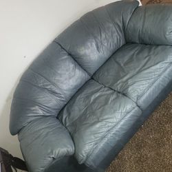Set Of Leather Couches 3