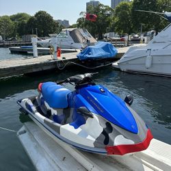 2006 Yamaha jet ski Vx110 deluxe Cruiser ( 4 Stroke )