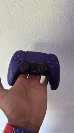Purple PS5 Controller