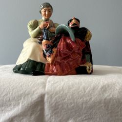 The Wardrobe Mistress HN 2145 Royal Doulton 