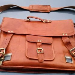 Berliner Versatile Leather Bag