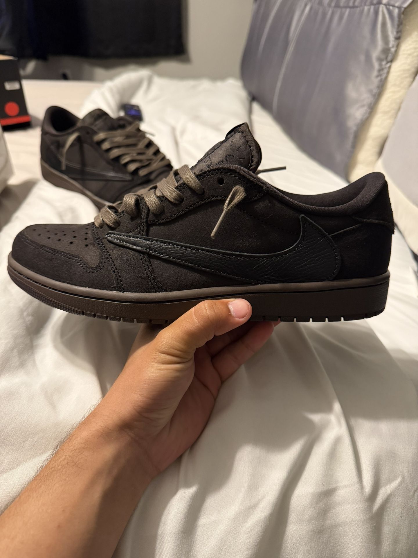 Travis Scott x Jordan 1 Low’s “Velvet Brown”
