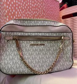 Micheal kors crossbody purse