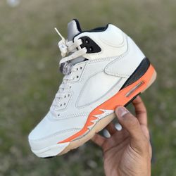 “Shadow Backboard” Jordan 5s 10/M, 11.5/W 🏀