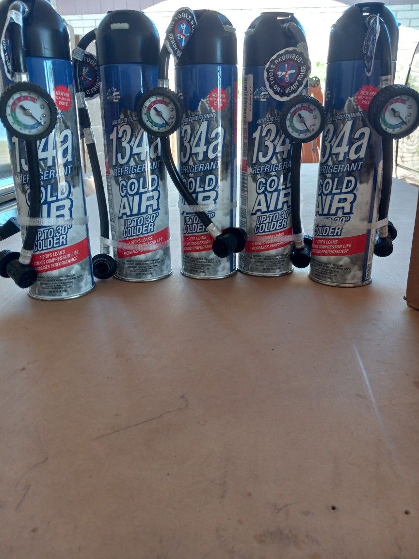 Auto Air Conditioning Refrigerant