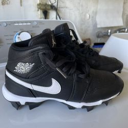 Nike Jordan Youth Football Cleats