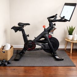 Peloton Bike + Shoes Included – Ready to Ride