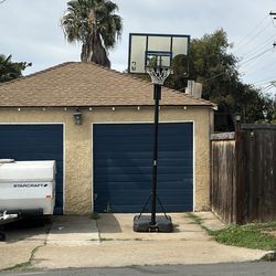 FREE!! CURB ALERT!! Basketball hoop