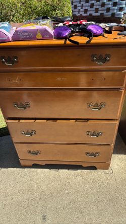 Dresser