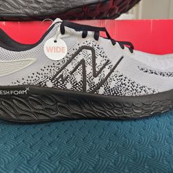 New Balance fresh foam X 1080v. Us men's 9.5 2E, New In Box