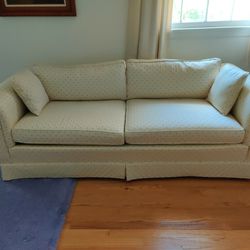 Sofa In Excellent Condition
