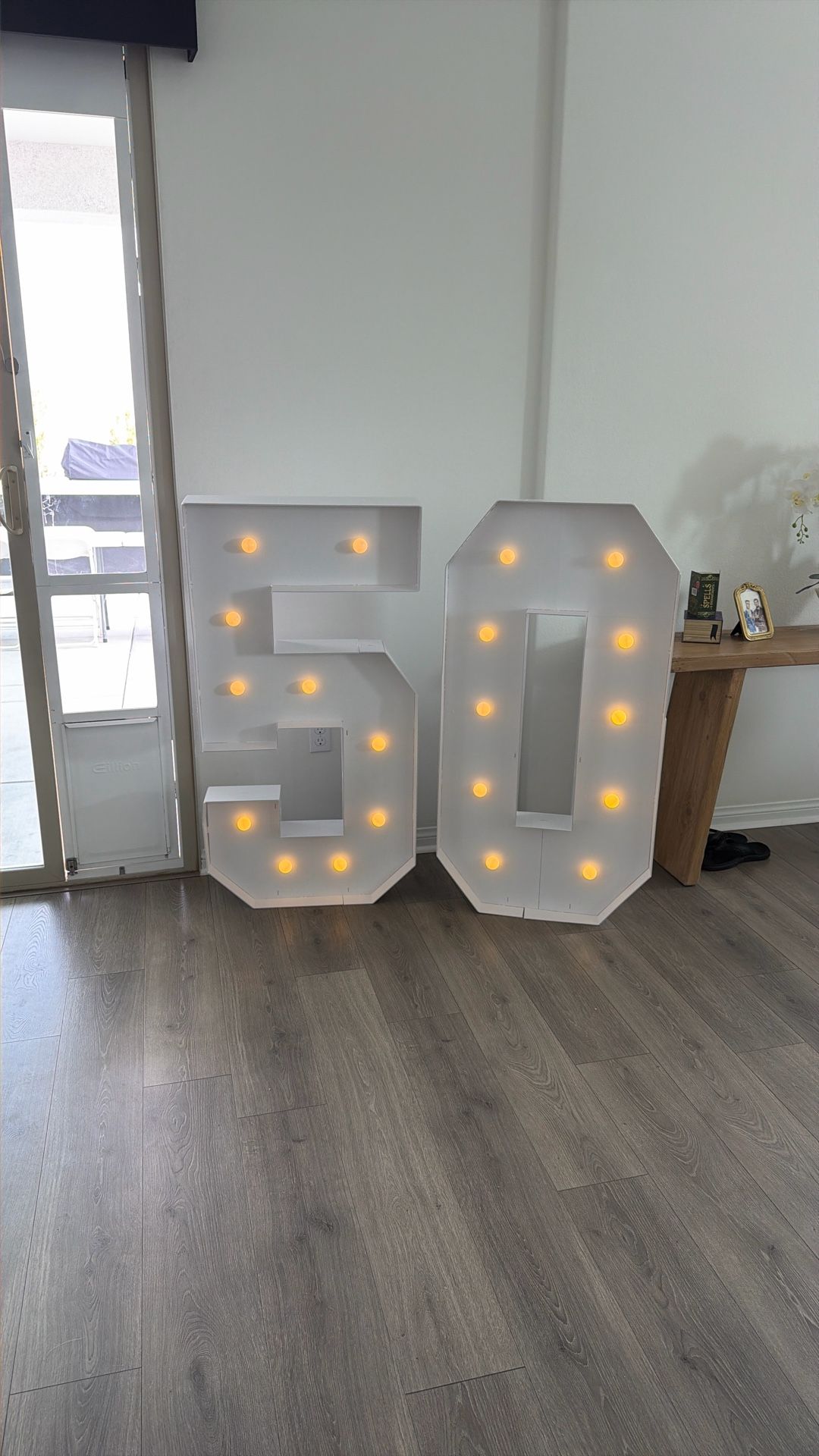 4FT Sign