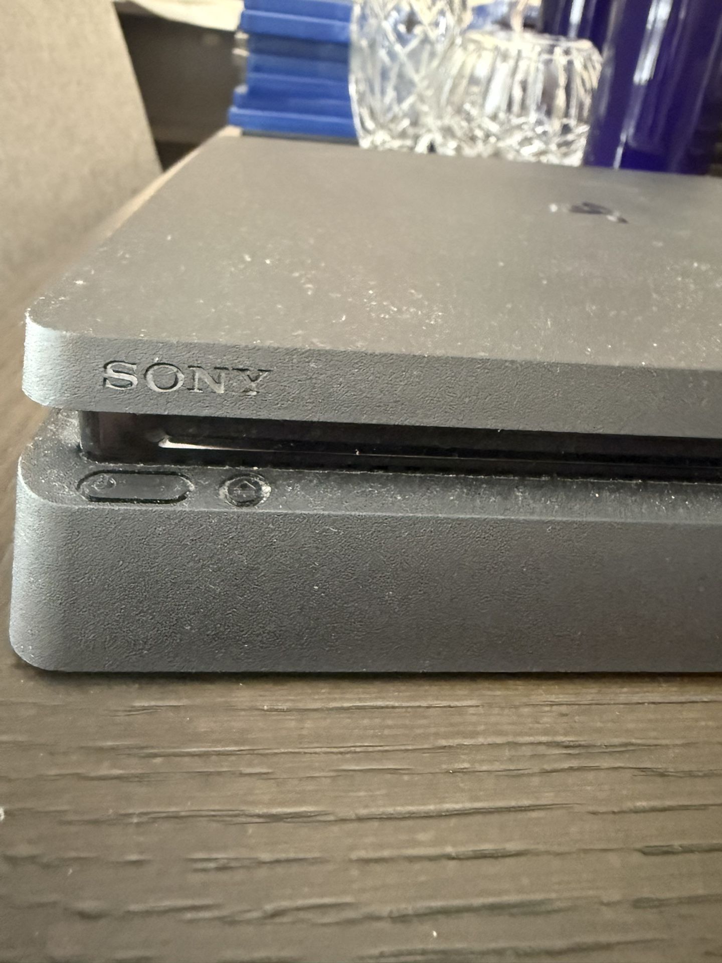 Playstation 4 Slim Bundle