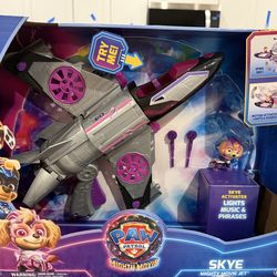 Paw Patrol: The Mighty Movie, Transforming Rescue Jet with Skye Mighty Pups Action Figure, Lights and Sounds, Kids Toys for Boys & Girls 3+ SKVE