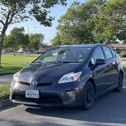 2014 Toyota Prius 