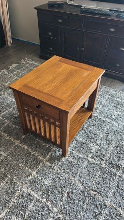 End table night stand with drawer