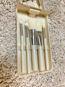 Travel Mirror & Makeup Brushes New