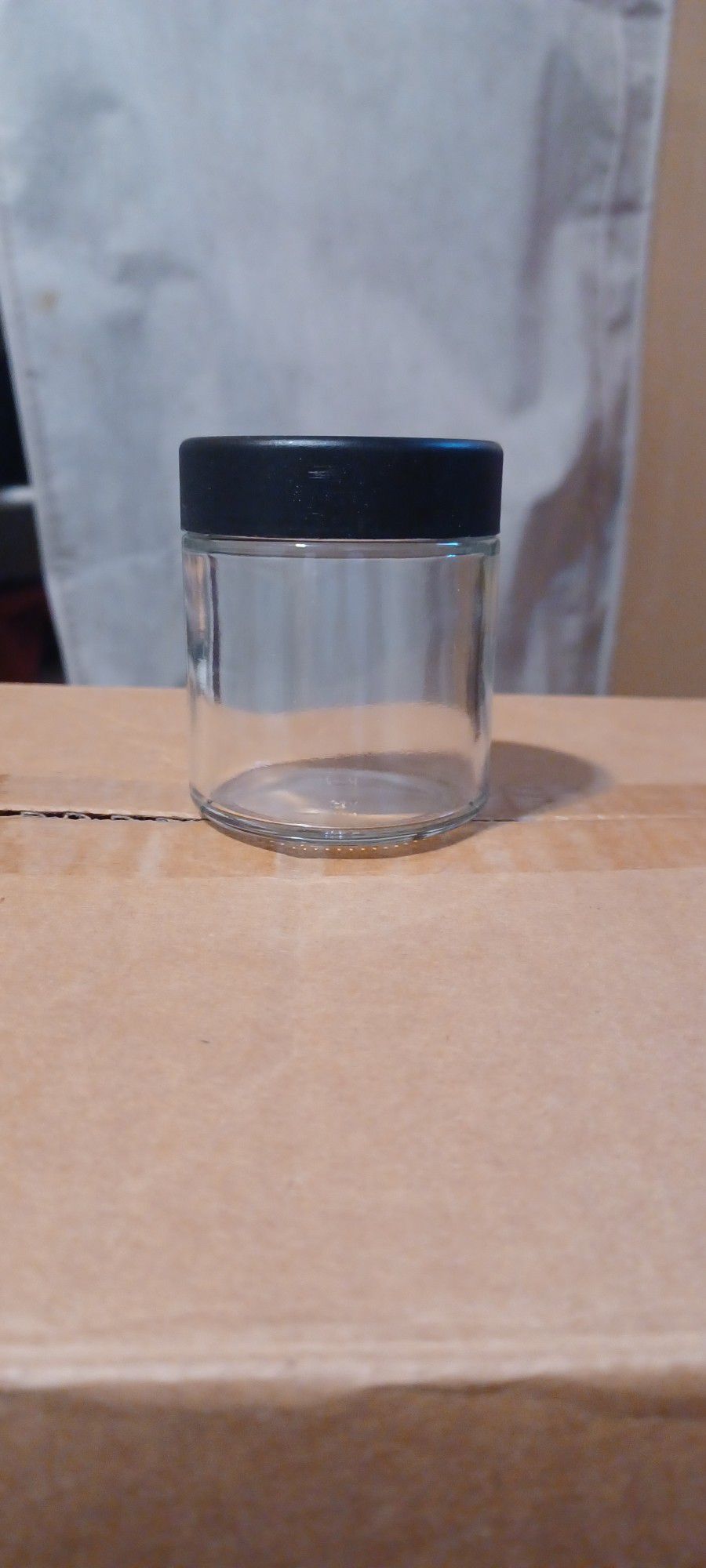 Glass Jars 32 Pack (Brand New) 3oz