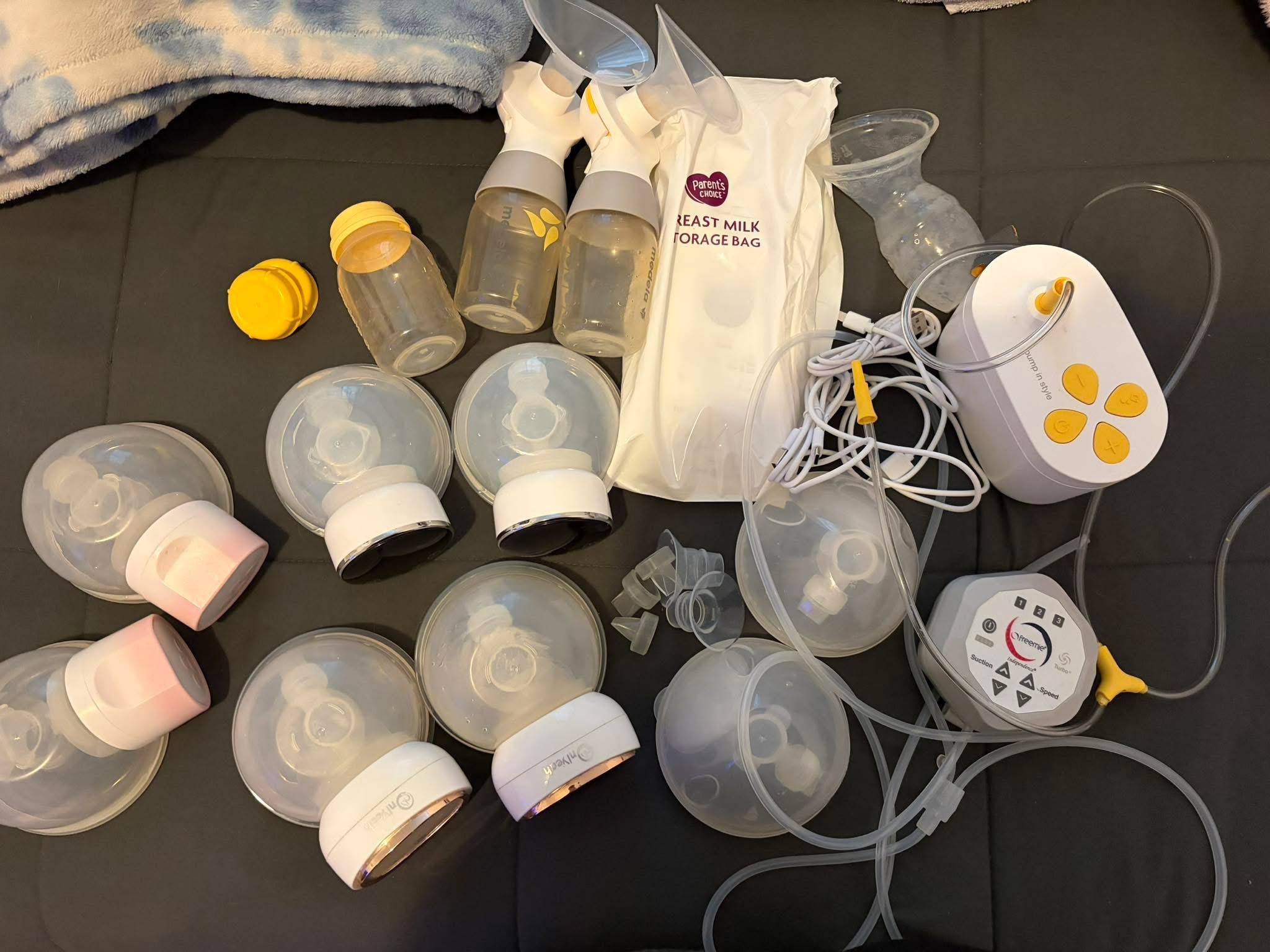 Breast pump Lot