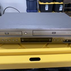 Go Video DV2130 VCR DVD Combo