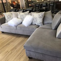 Modern Style Grey Sectional