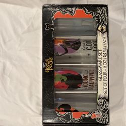 Hocus Pocus Glassware Set