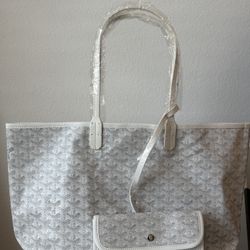 White Tote Bag With Wallet