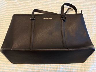Micheal kors bag