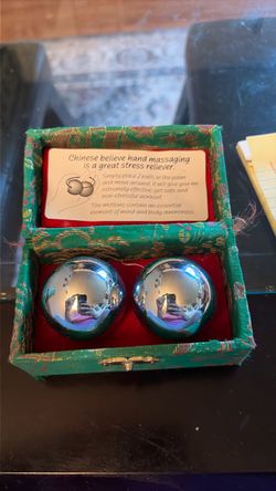 Chinese Baoding Hand Massage Balls with Box