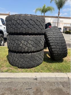 37x13.50-22