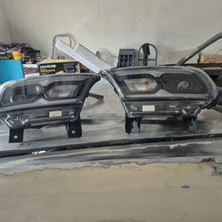 2011 To 24 Durango  Headlights Oem
