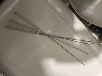 Straw cleaners (4)