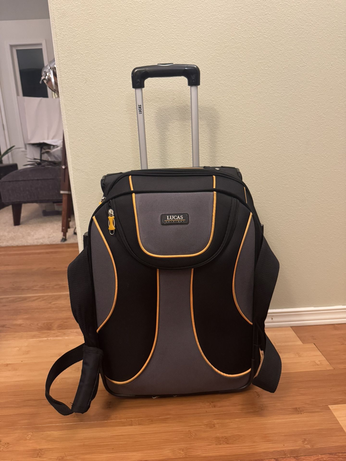 Lucas Original Soft Roller Luggage 20”