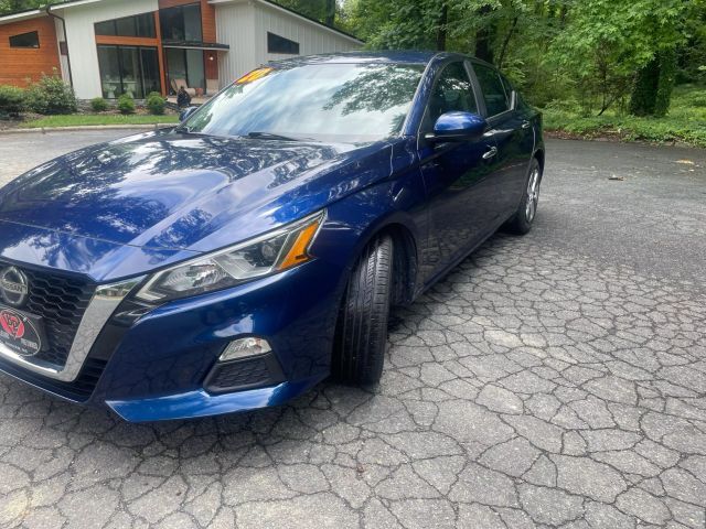 2020 Nissan Altima