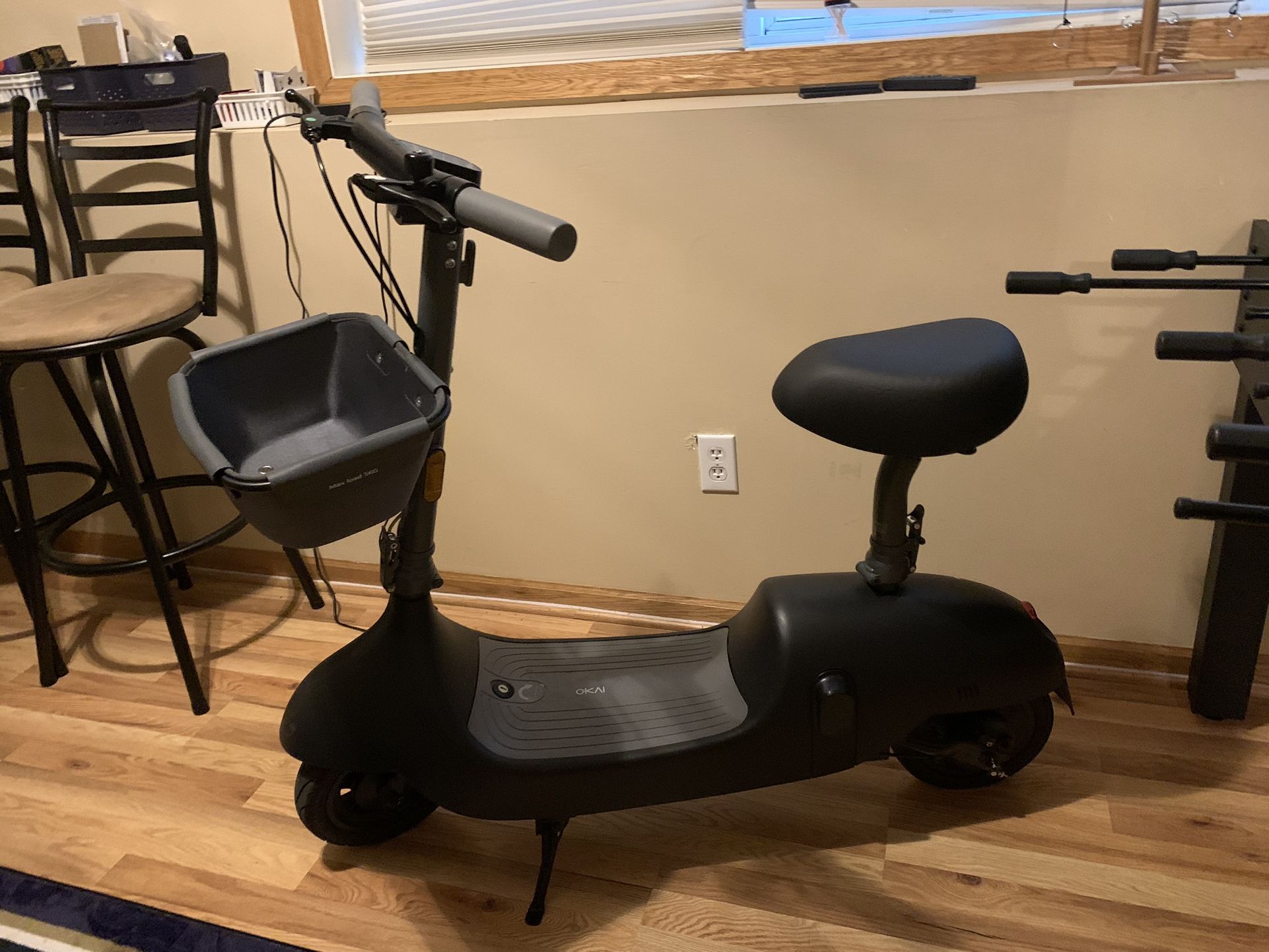 Electric Scooter With Seat