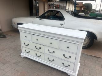 White Wood Dresser with 9 Drawers