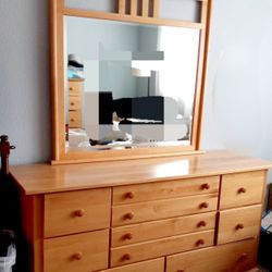 8 Drawer Dresser With Mirror