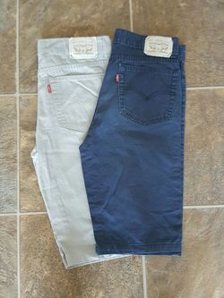 Levis