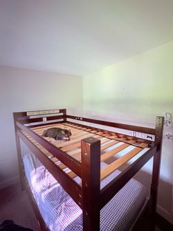 Free bed frame