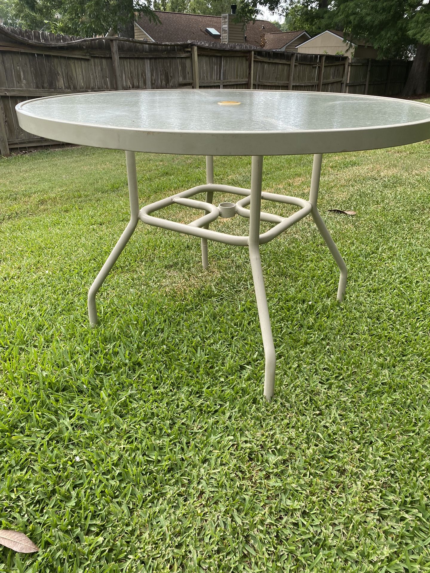 Outdoor Patio Table 