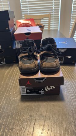 Travis Scott jump Mann Jack (TD)